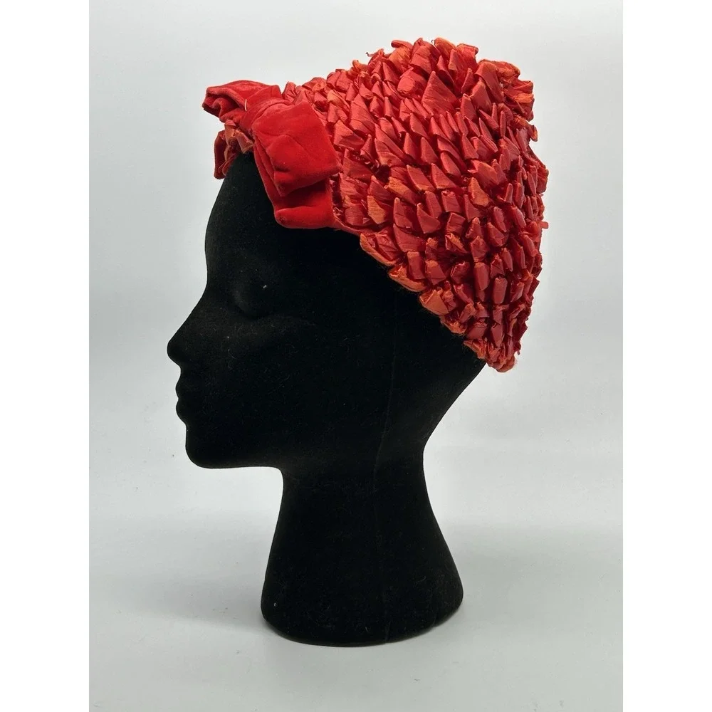 Vintage 1940s BETMAR Red Looped Velvet Bow Ladies Hat Small Size